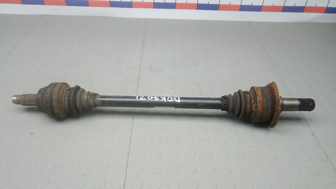 полуось задняя (приводной вал, ШРУС) BMW 5 серия F07/F10/F11 2011, 3.0 л., D 530d, дизель, АКПП, хетчбэк 5 дв. - фото №1
