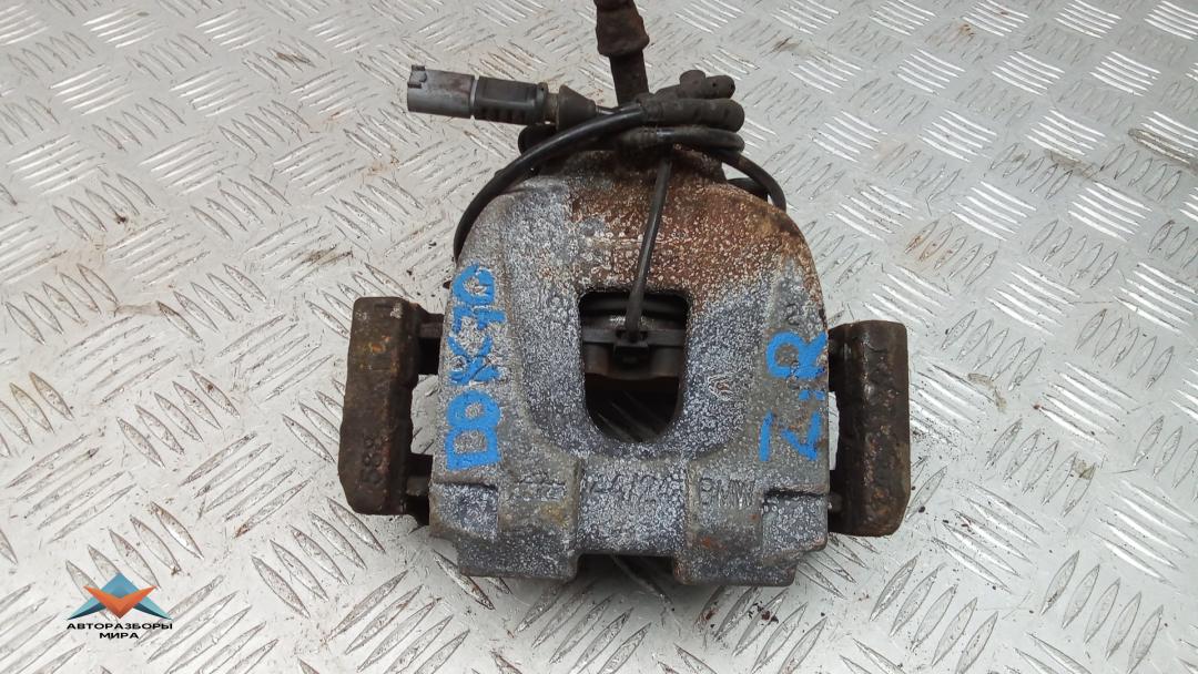 суппорт задний правый BMW 5 серия F07/F10/F11 2011, 3.0 л., D 530d, дизель, АКПП, хетчбэк 5 дв. - фото №1