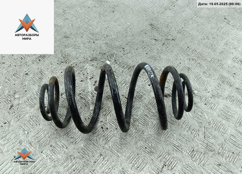 пружина задняя Opel Vectra C 2003, 2.2 л., бензин, МКПП, серый, хетчбэк 5 дв. - фото №1