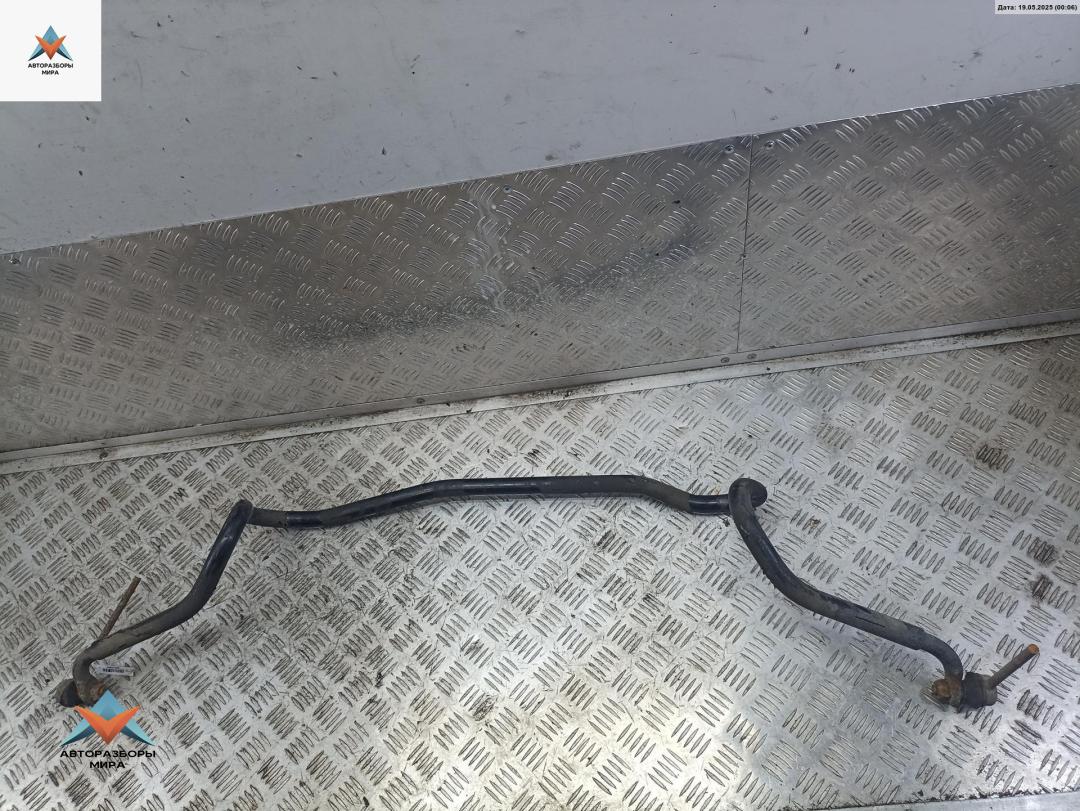 стабилизатор подвески передний Opel Vectra C 2002, 2.2 л., бензин, АКПП, синий, седан - фото №1