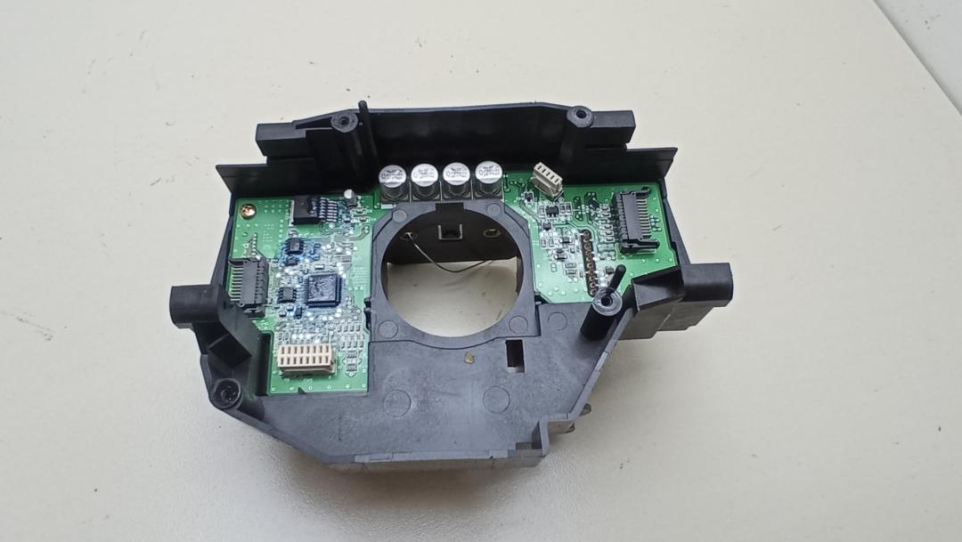 переключатель подрулевой Volvo S40 / V50 2004, 2.4 л., бензин, МКПП, чёрный, универсал, 30710344