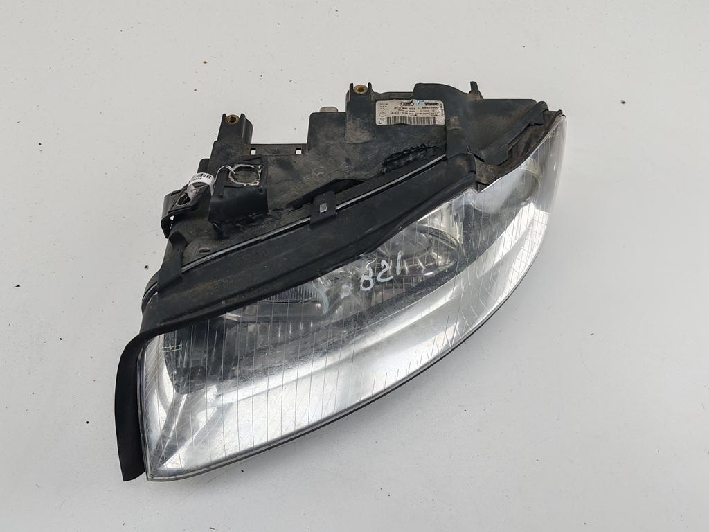 фара левая Audi A4 B6 2003, 2.4 л., бензин, АКПП, чёрный, седан, 8E0941003
