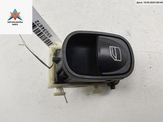 кнопка стеклоподъемника переднего правого Mercedes-Benz C-Класс W203/S203/CL203 2003, 2.2 л., дизель, МКПП, чёрный, универсал, A2038200210