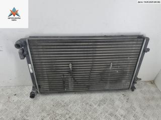 радиатор охлаждения Volkswagen Golf 5 поколение 2005, 1.4 л., бензин, МКПП, синий, хетчбэк 5 дв., 1K0121251P