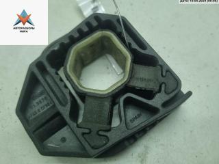 кронштейн радиатора Volkswagen Golf 5 поколение 2005, 1.9 л., дизель, МКПП, серый, хетчбэк 5 дв., 1K0121367D