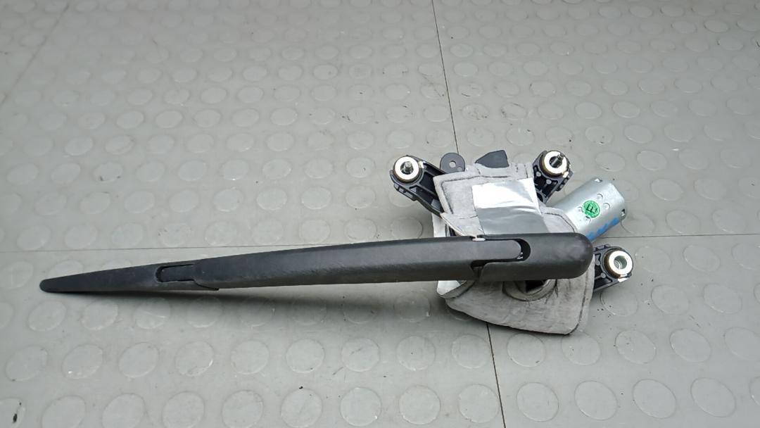 моторчик заднего стеклоочистителя (дворника) Nissan X-Trail T32 2014, 1.6 л., дизель, МКПП, внедорожник 5 дв., 287104BA0A - фото №1