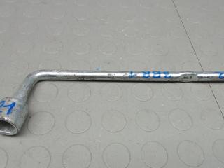 ключ колесный (балонный) Mitsubishi Pajero Sport 1 поколение [2-й рестайлинг] 2005, 2.5 л., дизель, МКПП, внедорожник 5 дв.