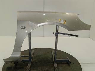 крыло переднее правое Peugeot 407 1 поколение 2004, цвет