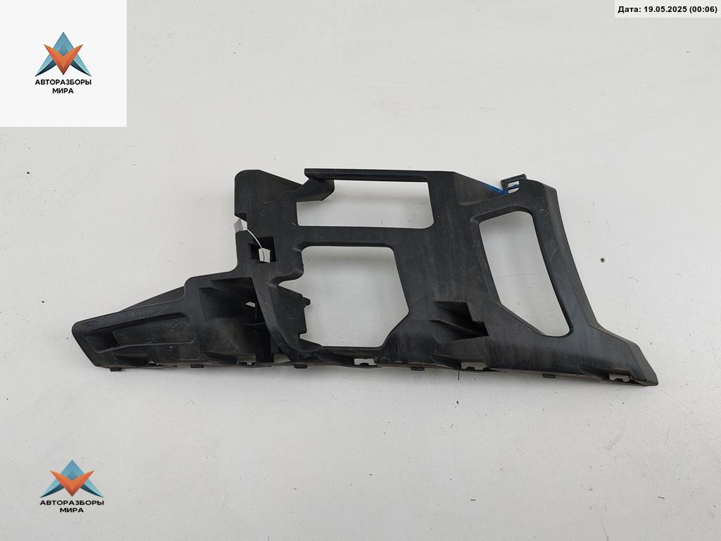 кронштейн переднего бампера Ford Mondeo 4 поколение 2009, 2.0 л., дизель, МКПП, белый, универсал, 7S7117E856A - фото №1