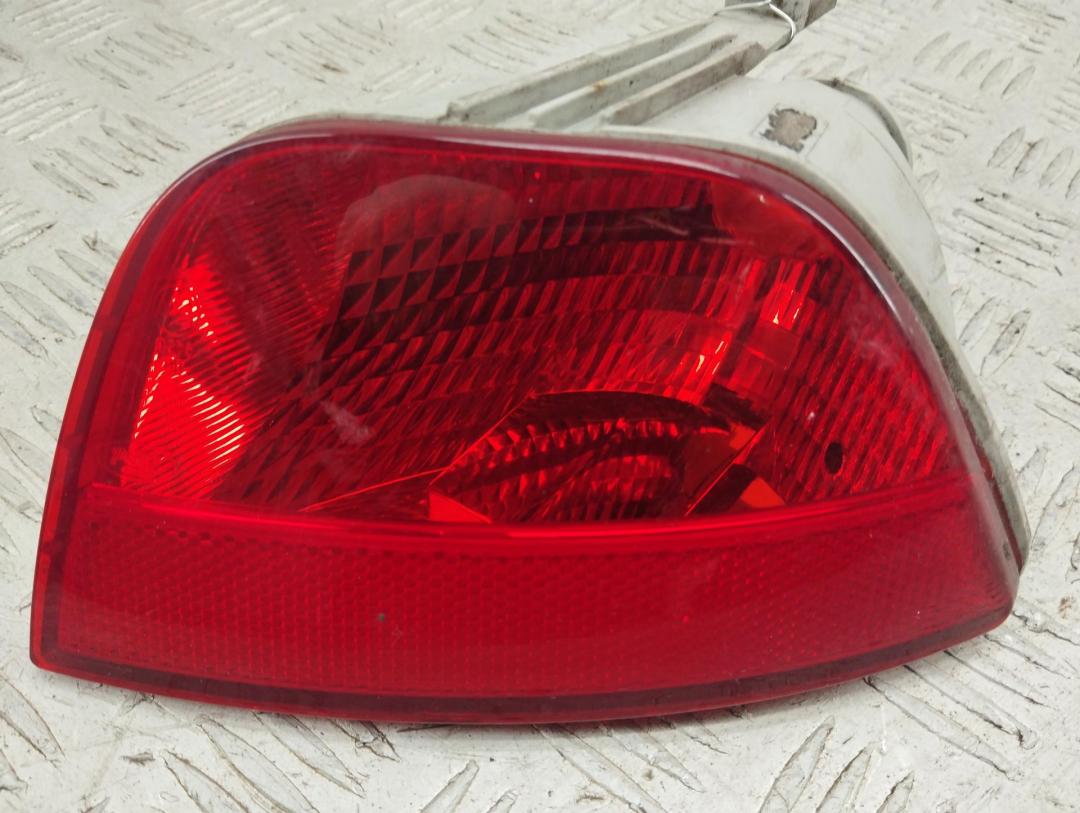 фонарь противотуманный левый Ford Focus II 2006, 2.0 л., бензин, АКПП, синий, хетчбэк 3 дв., 5M5115K273AA