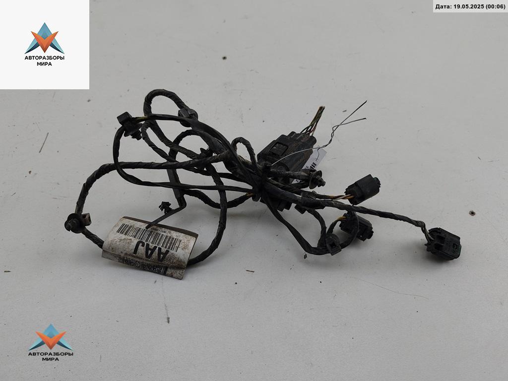 Проводка бампера заднего Ford C-Max 1 поколение 2006, 2.0 л., бензин, МКПП, серый, минивэн, 3M5T15K868 - фото №1