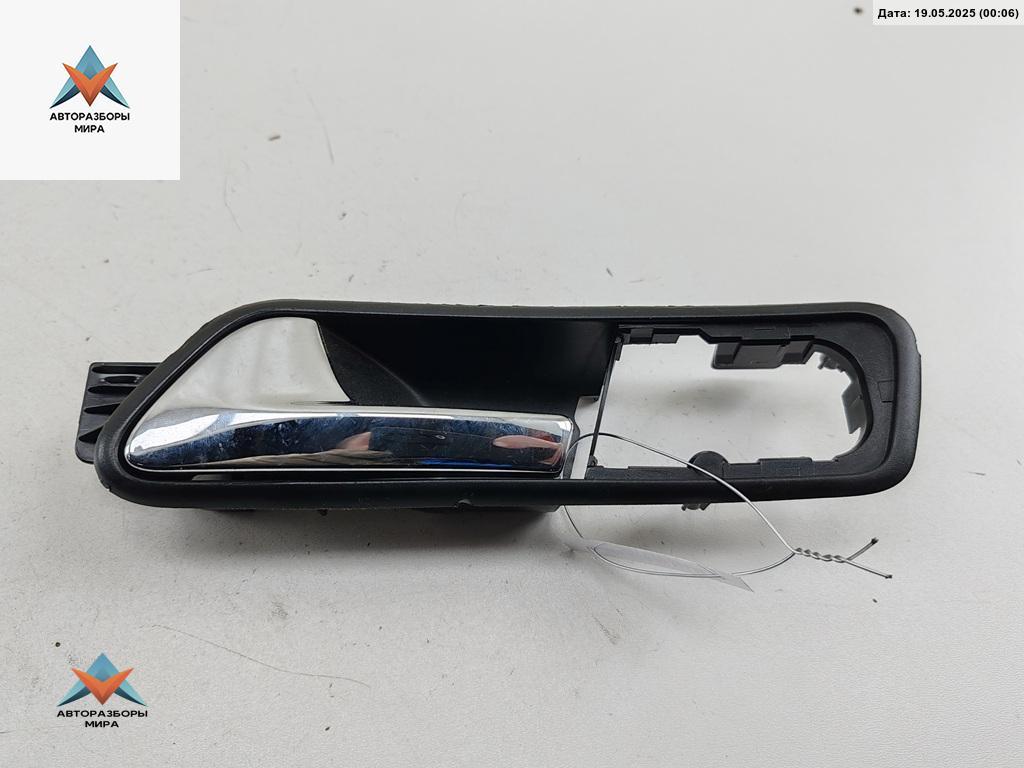 ручка внутренняя передняя левая Volkswagen Touran 1 поколение 2004, 1.6 л., бензин, АКПП, зелёный, минивэн, 1T1837113C - фото №1