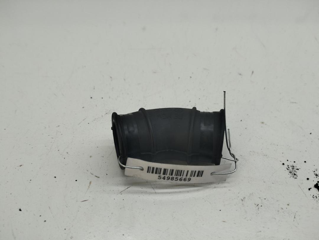 патрубок (трубопровод, шланг) Volkswagen Passat B5+ (GP) 2001, 1.6 л., бензин, МКПП, серый, седан, 06B133785J