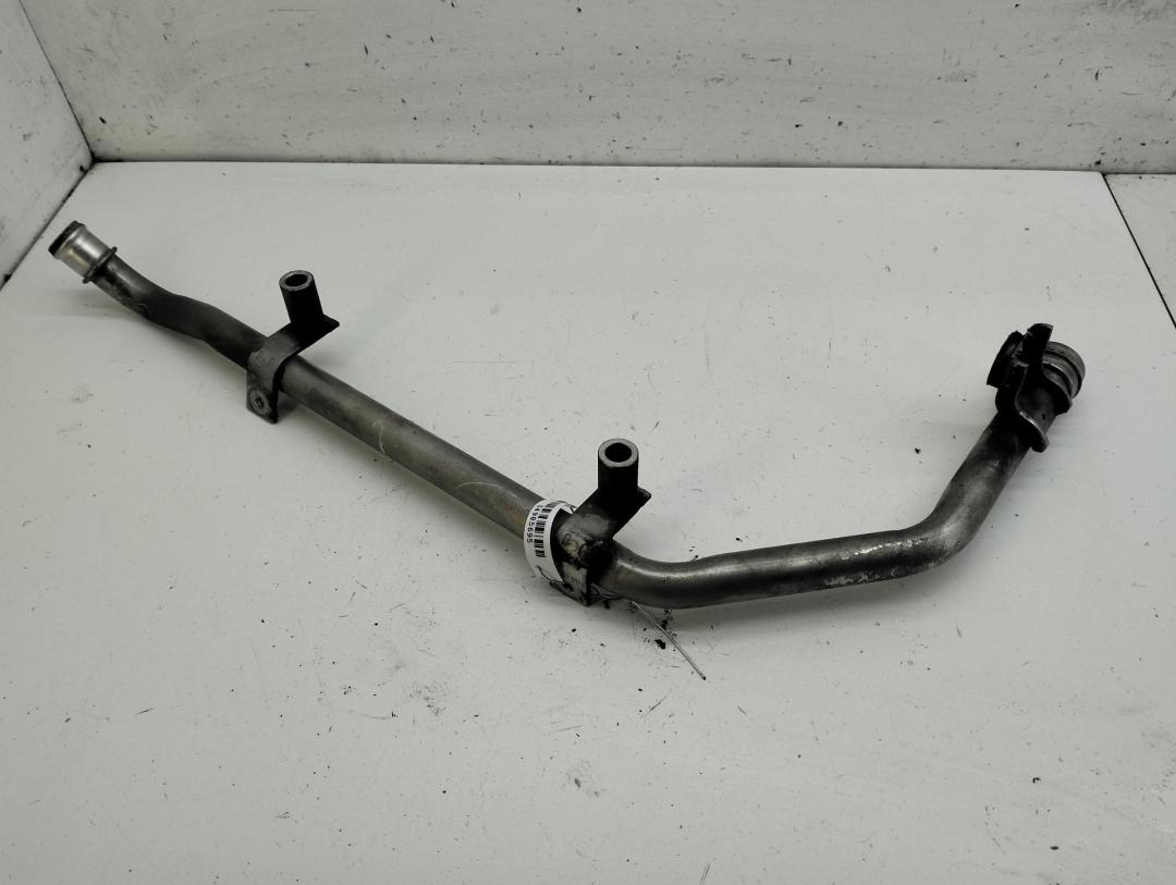 трубка системы рециркуляции EGR Volkswagen Passat B5+ (GP) 2001, 1.6 л., бензин, МКПП, серый, седан, 06B133817N