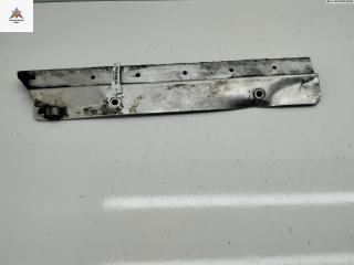 тепловой экран глушителя Volkswagen Passat B5 [рестайлинг] 2001, 1.6 л., бензин, МКПП, серый, седан, 06B129585H