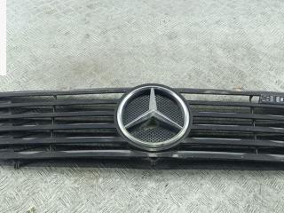 решетка радиатора Mercedes-Benz Sprinter W901-W905 1995, белый, микроавтобус, 9018880123
