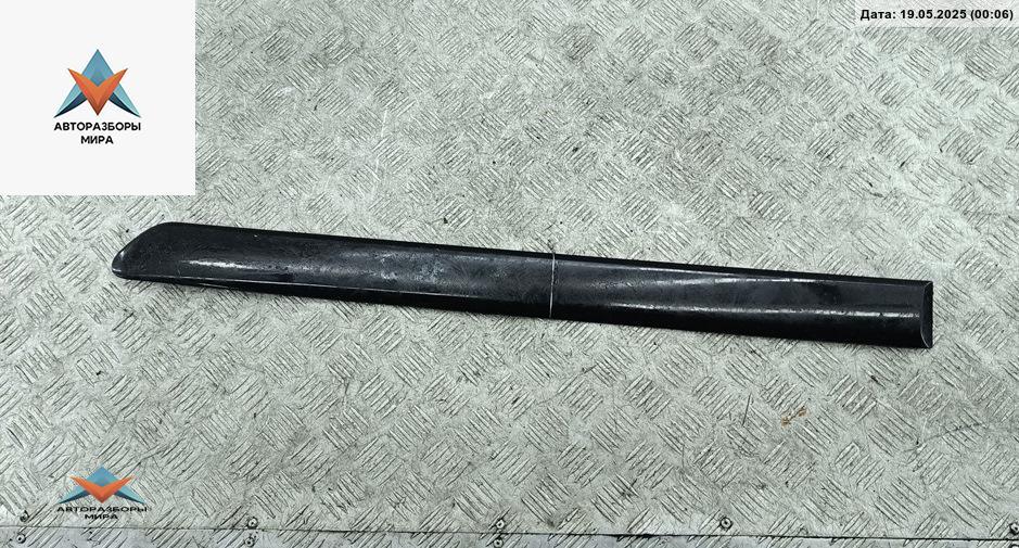 молдинг двери задней левой Opel Zafira 2 поколение (B) 2005, 1.8 л., бензин, МКПП, чёрный, минивэн, 13137774 - фото №1