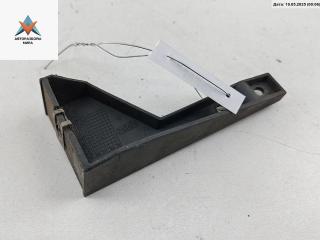 кронштейн переднего бампера BMW 3 серия E36 1996, 1.6 л., бензин, МКПП, зелёный, хетчбэк 3 дв., 1977107