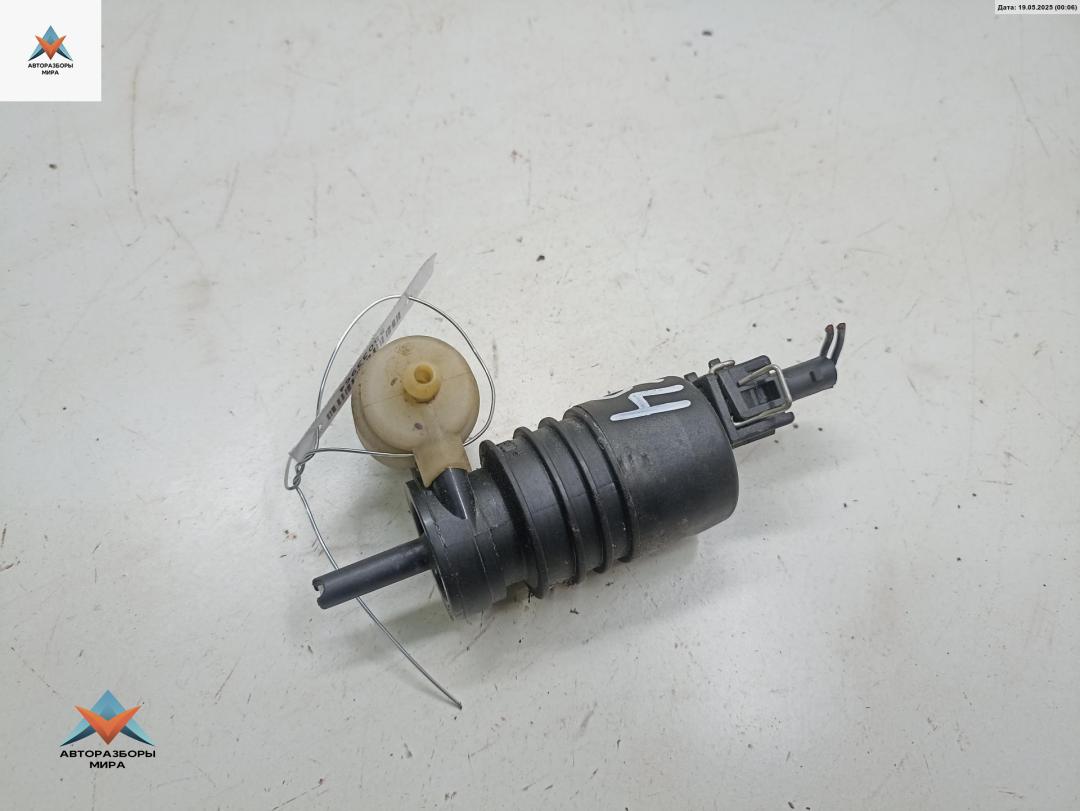 насос (моторчик) омывателя стекла Opel Signum C 2003, серый, хетчбэк 5 дв. - фото №1