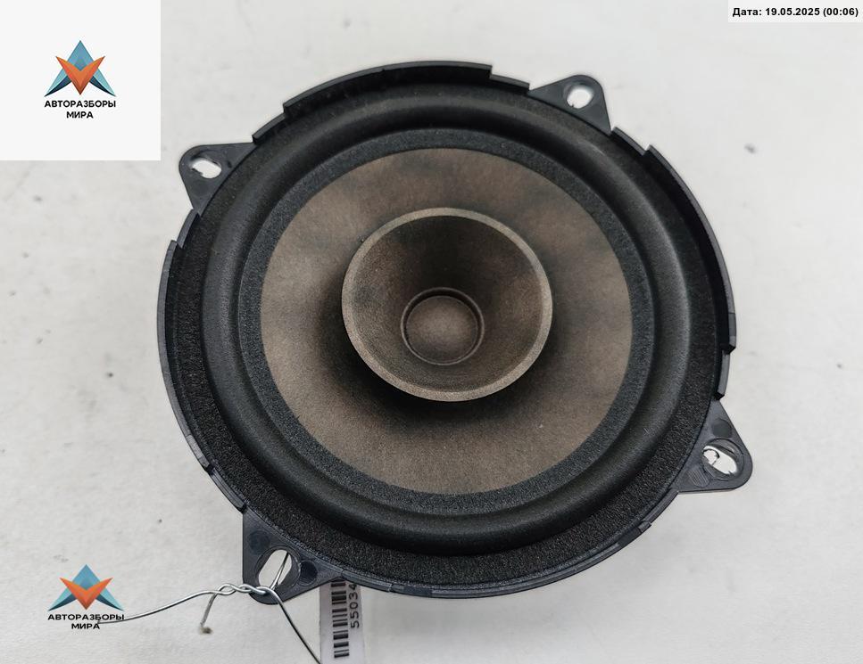 динамик двери Dacia (Renault) Sandero I 2009, 1.2 л., бензин, МКПП, красный, хетчбэк 5 дв., S280715163 - фото №1