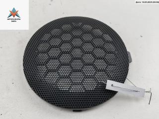 Сетка (решетка) динамика Dacia (Renault) Sandero I 2009, 1.2 л., бензин, МКПП, красный, хетчбэк 5 дв., 8200735014