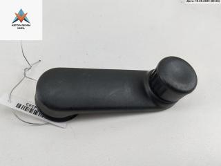 ручка стеклоподъемника Dacia (Renault) Sandero I 2009, 1.2 л., бензин, МКПП, красный, хетчбэк 5 дв.