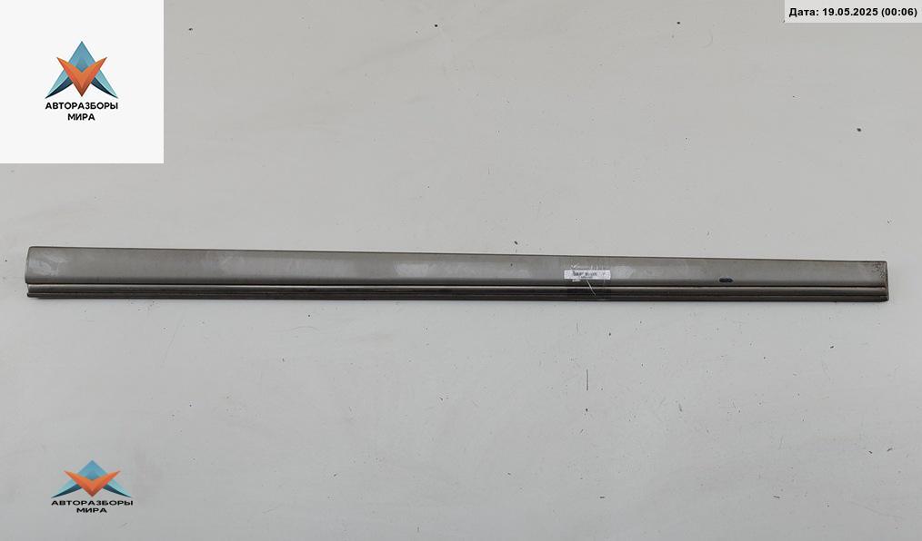 молдинг двери передней левой Mercedes-Benz C-Класс W203/S203/CL203 2003, 2.2 л., дизель, АКПП, серый, седан, A2036904962 - фото №1