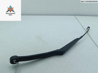 Щеткодержатель (поводок стеклоочистителя) передний Nissan Primera P11 2001, 1.8 л., бензин, МКПП, серый, хетчбэк 5 дв., 183259