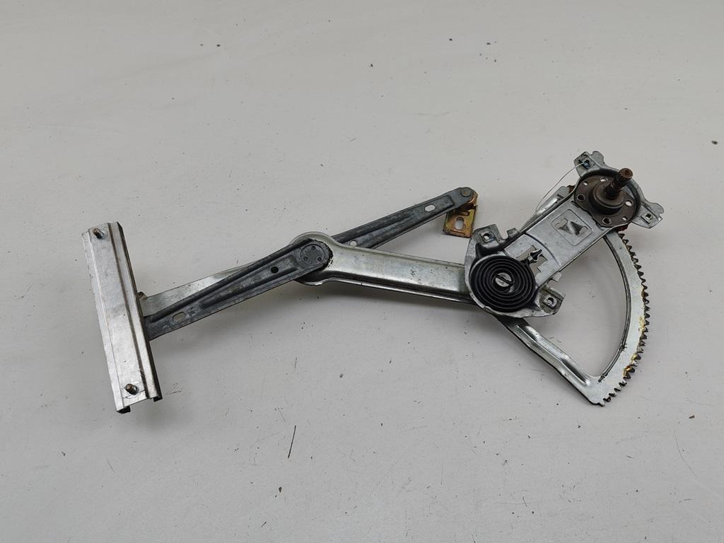 стеклоподъемник передний правый Mercedes-Benz W124 1987, 2.0 л., бензин, МКПП, серый, седан