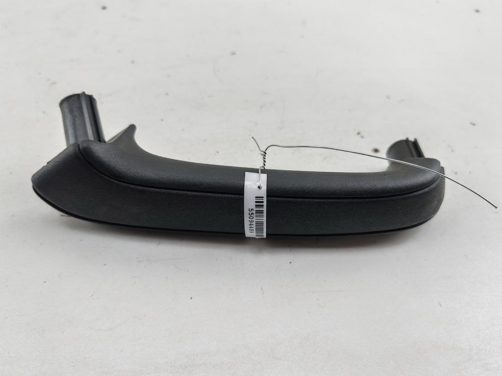 ручка внутренняя задняя правая Volkswagen Passat B3 1992, 1.8 л., бензин, МКПП, серый, универсал, 357867180 - фото №1
