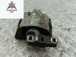 подушка крепления двигателя Volkswagen Golf 4 поколение 1999, 2.0 л., бензин, МКПП, серый, хетчбэк 5 дв.