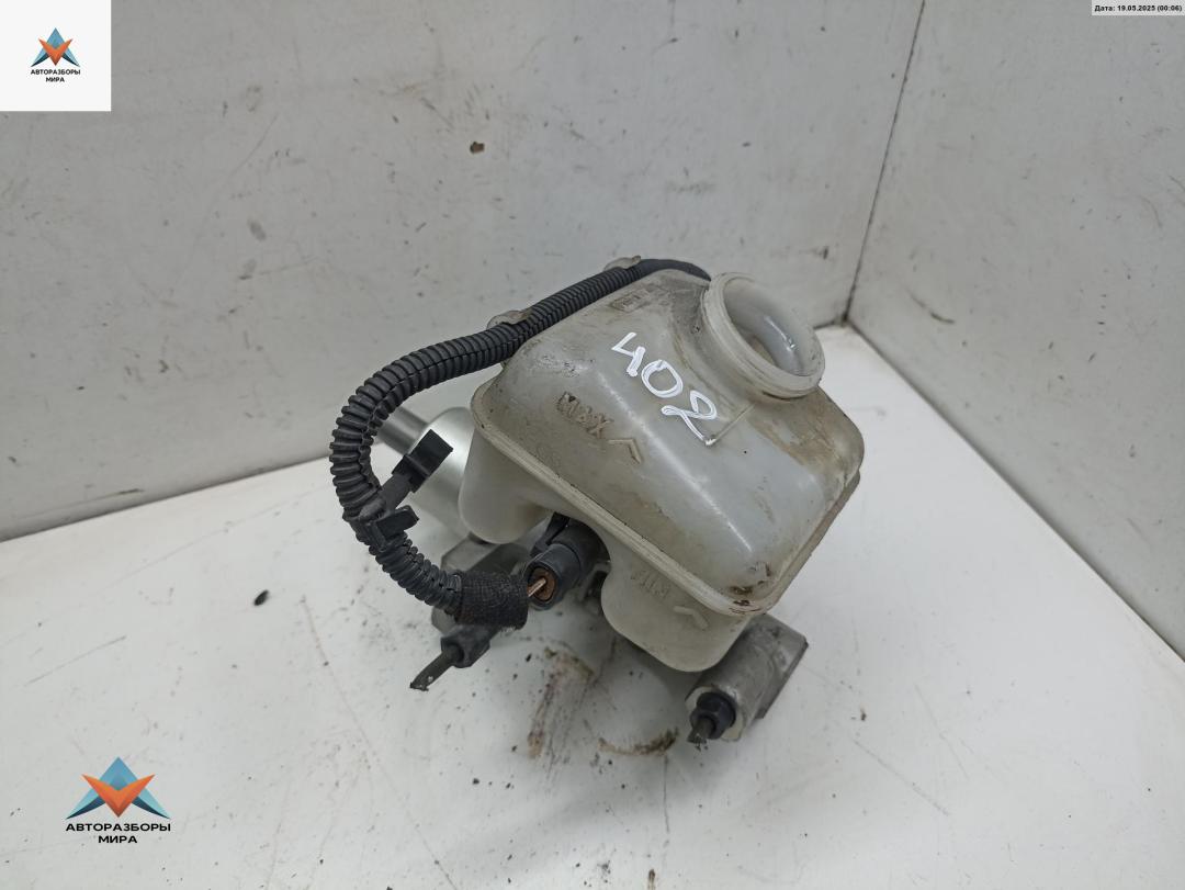 цилиндр тормозной главный Opel Zafira 1 поколение (A) 2002, 1.8 л., бензин, МКПП, синий, минивэн - фото №1