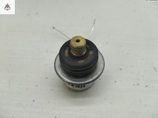 регулятор давления топлива Volkswagen New Beetle 1998, 2.0 л., бензин, МКПП, красный, хетчбэк 3 дв., 037133035C