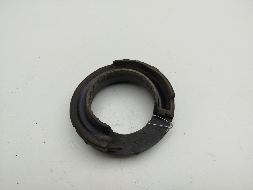 Проставка под пружину переднюю BMW 5 F10/F11 2011, 2.0 л., дизель, МКПП, чёрный, универсал, 6978834