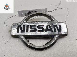 эмблема Nissan Primera P11 1997, 2.0 л., бензин, МКПП, красный, хетчбэк 5 дв.