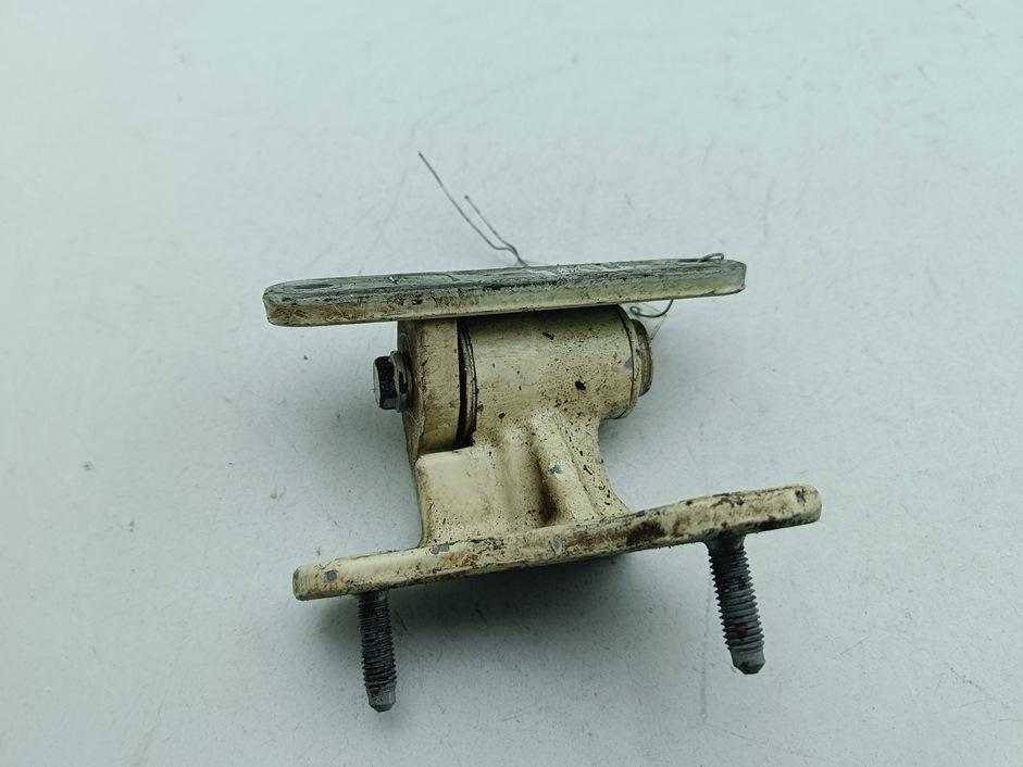 петля двери Mercedes-Benz E W212 2014, жёлтый, универсал, 047058