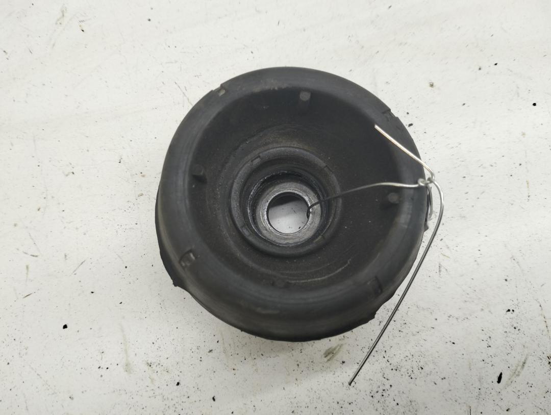 Опора амортизатора переднего (верхняя) SEAT Leon 2003, 1.6 л., бензин, МКПП, серый, хетчбэк 5 дв., 1J0412331C