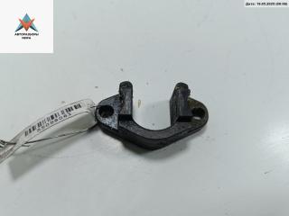 крепление форсунки BMW 3 серия E46 [рестайлинг] 2003, 2.0 л., дизель, МКПП, серый, седан, 13537787215