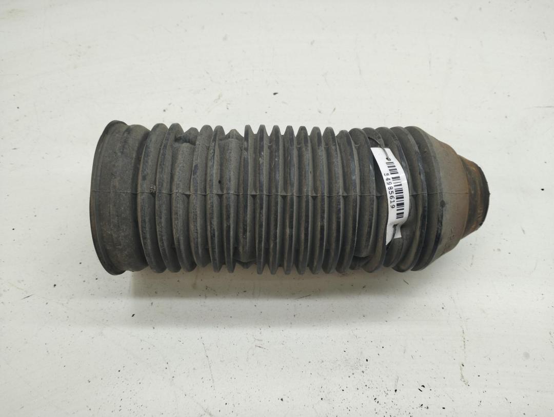 Пыльник амортизатора Volkswagen Bora 1999, 1.9 л., дизель, МКПП, серый, седан, 357413175A