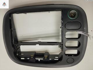 рамка под магнитолу Volkswagen Sharan 1 поколение 1995, 2.8 л., бензин, МКПП, серый, минивэн, 95VWA045C00AR