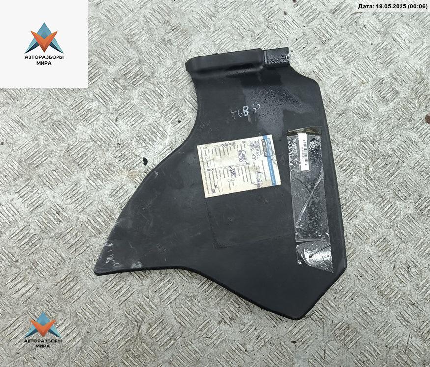 пластик моторного отсека Volkswagen Passat B5 1998, 1.8 л., бензин, МКПП, синий, универсал - фото №1