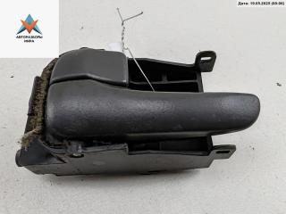ручка внутренняя передняя левая Nissan Primera P11 1997, 2.0 л., бензин, МКПП, красный, хетчбэк 5 дв.
