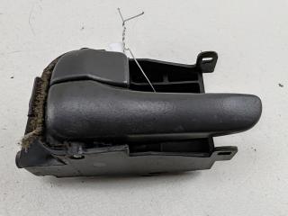 ручка внутренняя передняя левая Nissan Primera P11 1997, 2.0 л., бензин, МКПП, красный, хетчбэк 5 дв.