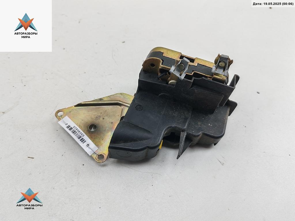 замок двери передней правой Mitsubishi Space Star 1 поколение 1999, 1.8 л., бензин, МКПП, серый, минивэн - фото №1