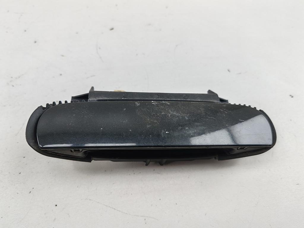 ручка наружная задняя правая Audi A6 C5 2004, 2.5 л., дизель, МКПП, чёрный, универсал, 4B2837886