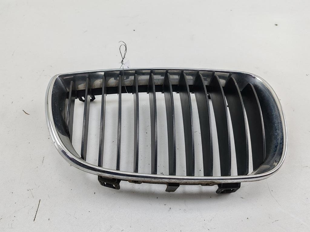 решетка радиатора BMW 1 E81/E87 2005, чёрный, хетчбэк 5 дв., 7128614