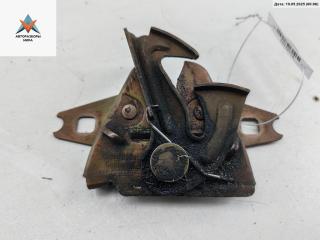 замок капота Volkswagen Passat B3 1992, 1.8 л., бензин, МКПП, серый, универсал, 867823509