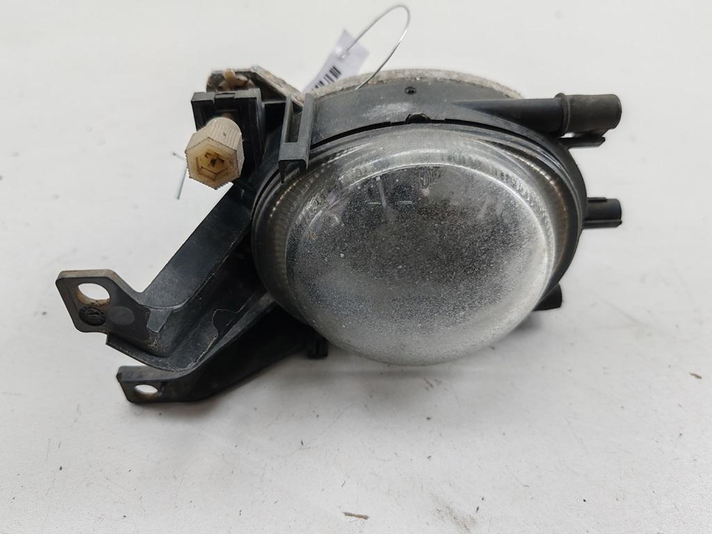 фара противотуманная левая BMW 5 E39 2002, 2.0 л., дизель, МКПП, чёрный, универсал, 6900221