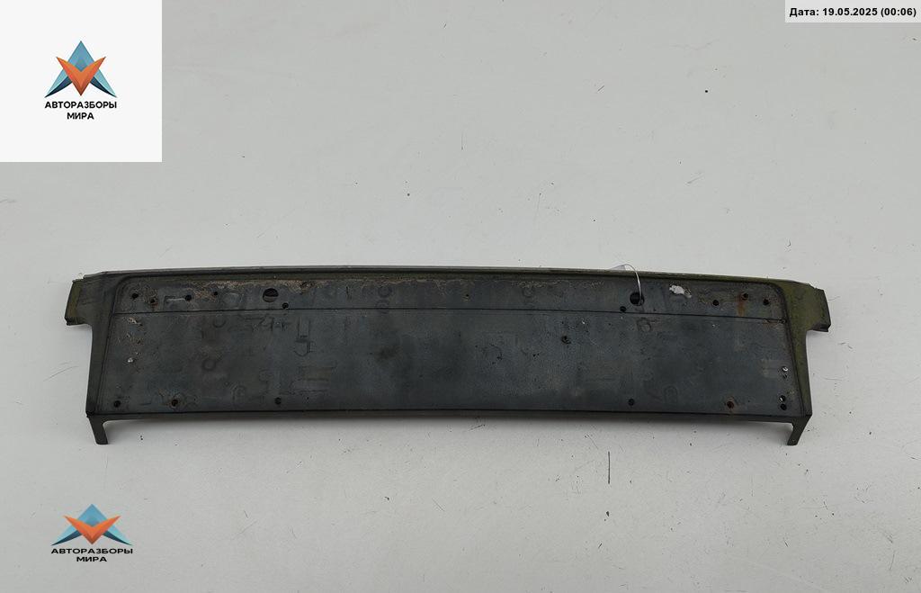 молдинг переднего бампера BMW 5 серия E39 1997, 2.5 л., бензин, МКПП, синий, универсал, 8226563 - фото №1