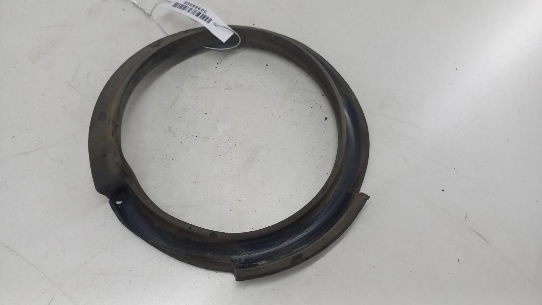 Проставка под пружину переднюю BMW 5 E60/E61 2006, 2.5 л., дизель, МКПП, серый, универсал, 1091857